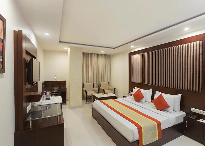 Hotel Cosmos Raj Plaza Jaipur